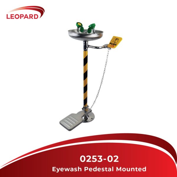 Eyewash Pedestal Mounted LEOPARD