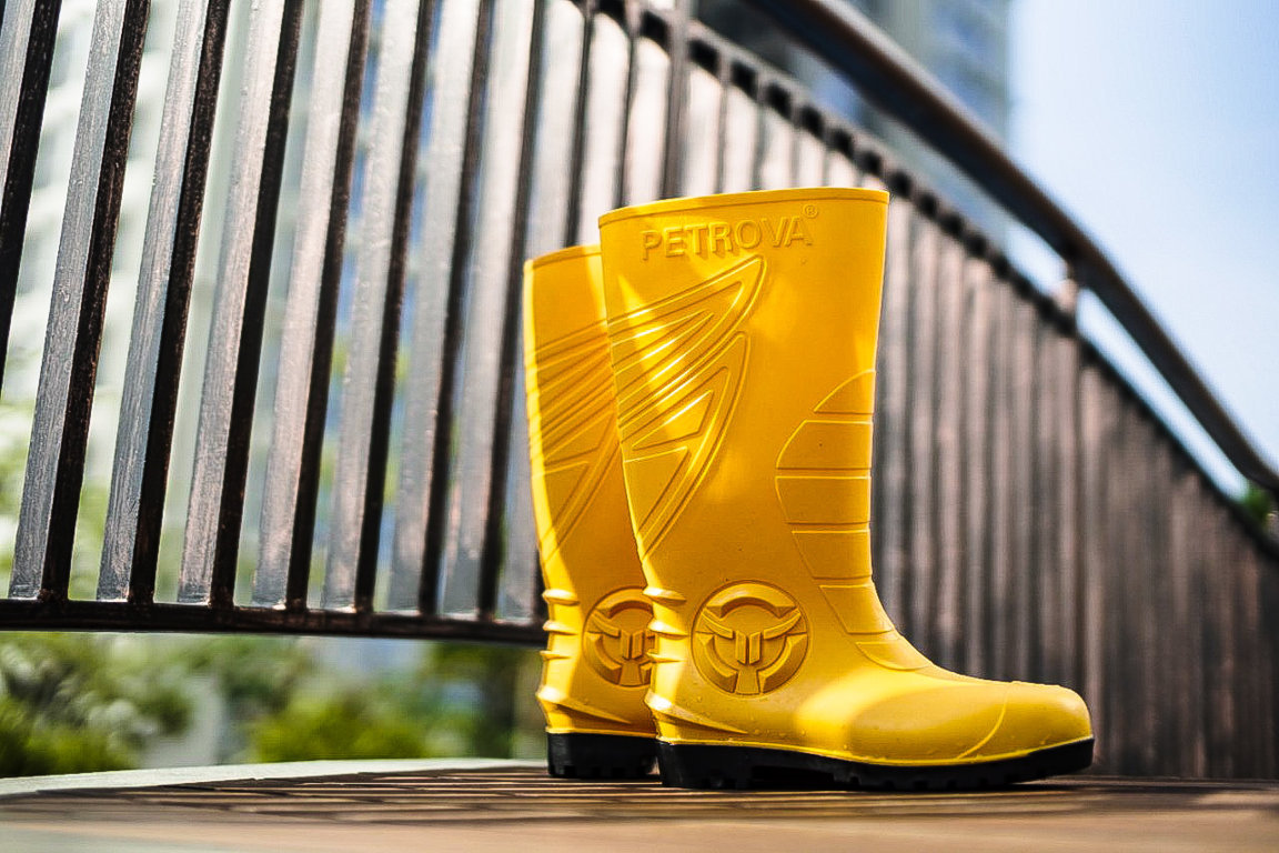Distributor Sepatu Boots terdekat - Pusat Alat Safety Di Jakarta