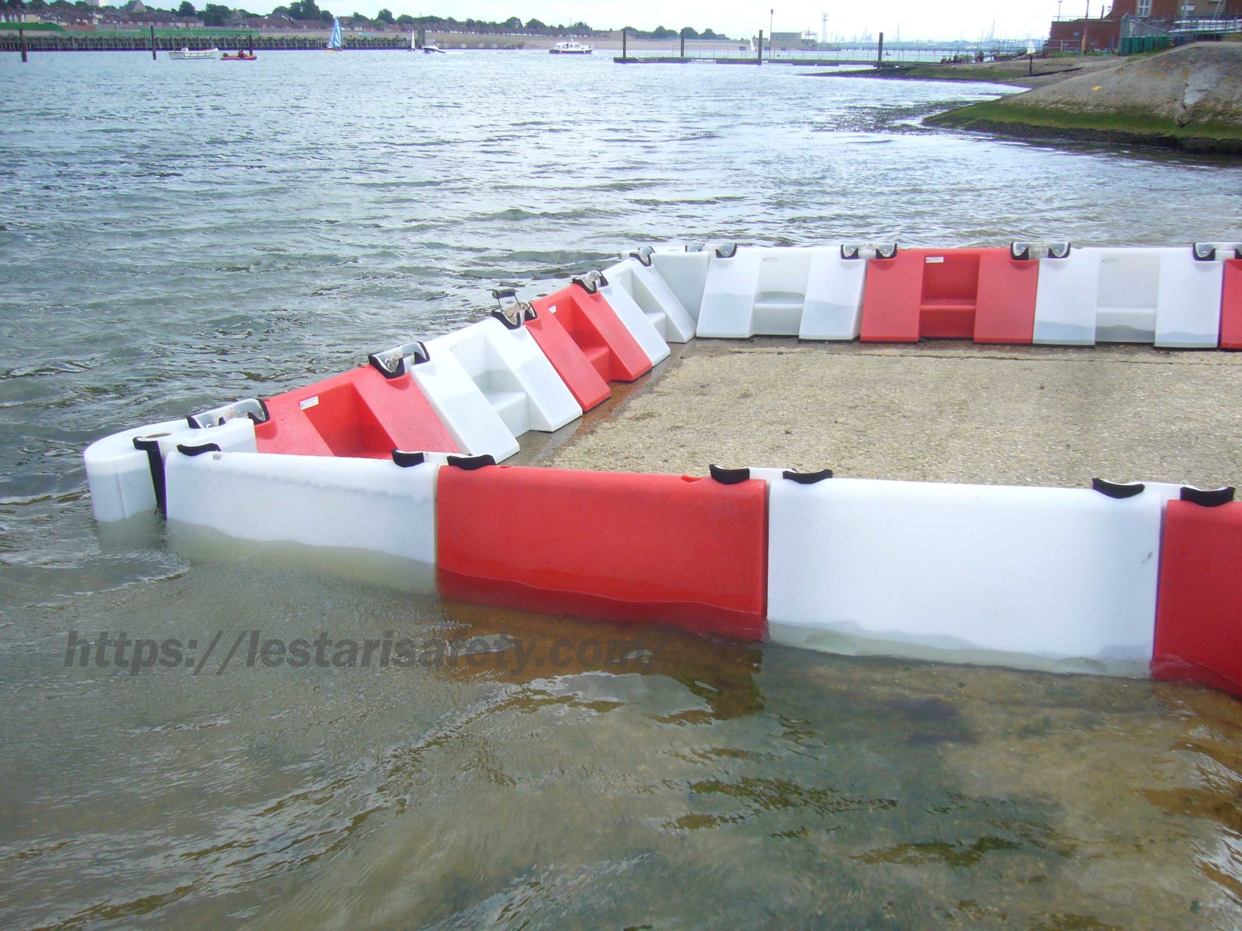 Jual Flood Barrier Cek Deskripsi Produk Dan Cara Penggunaannya   14. Jual Flood Barrier Cek Deskripsi Produk Dan Cara Penggunaannya Floodbarrierscanada.ca  Scaled 